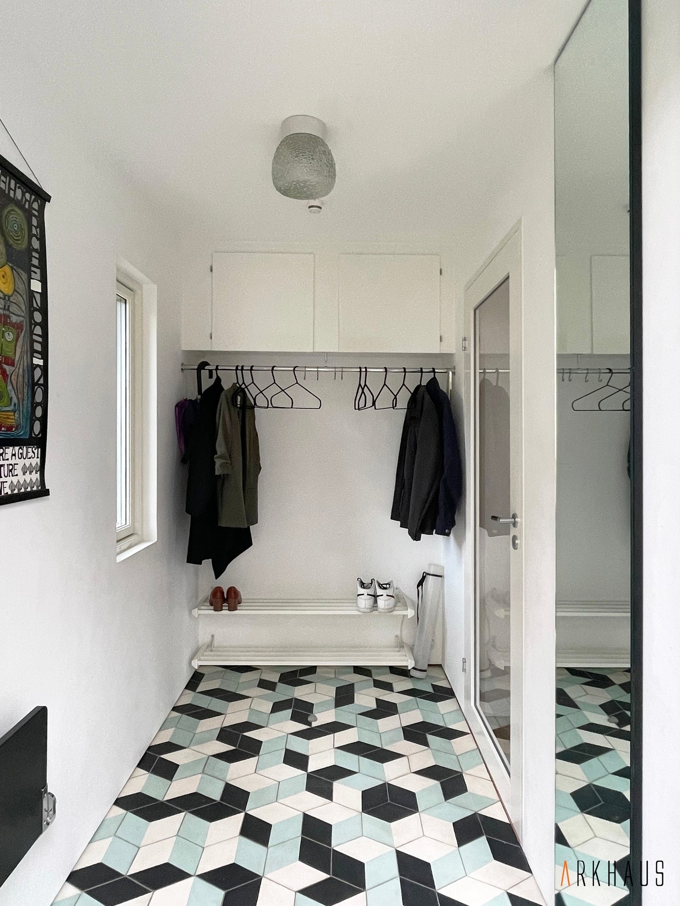 Flott entré med innebygd garderobe Galleribilde