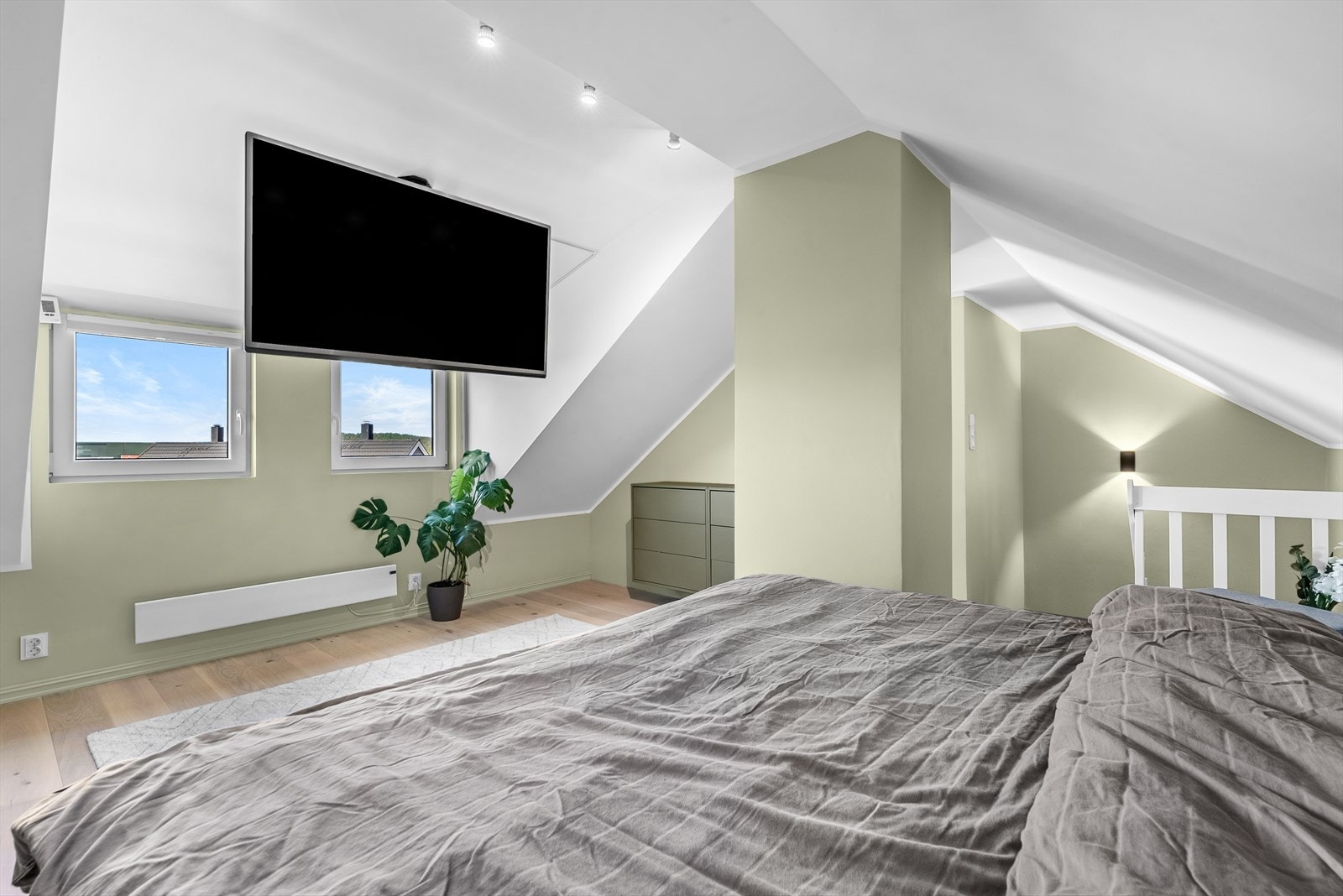 Her er det flere muligheter for innredning og rommet kan brukes på ulike måter. Galleribilde