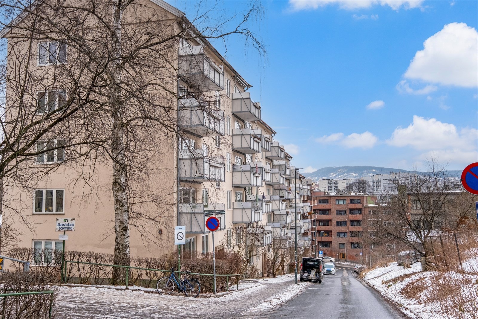 Fasade vinter Galleribilde