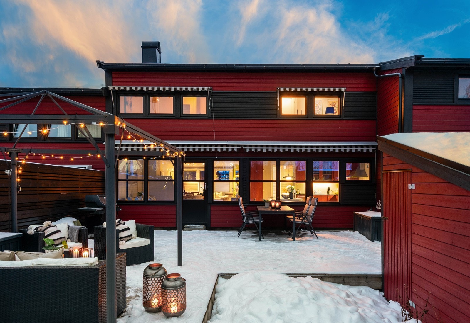 Praktisk utebod på terrasse Galleribilde