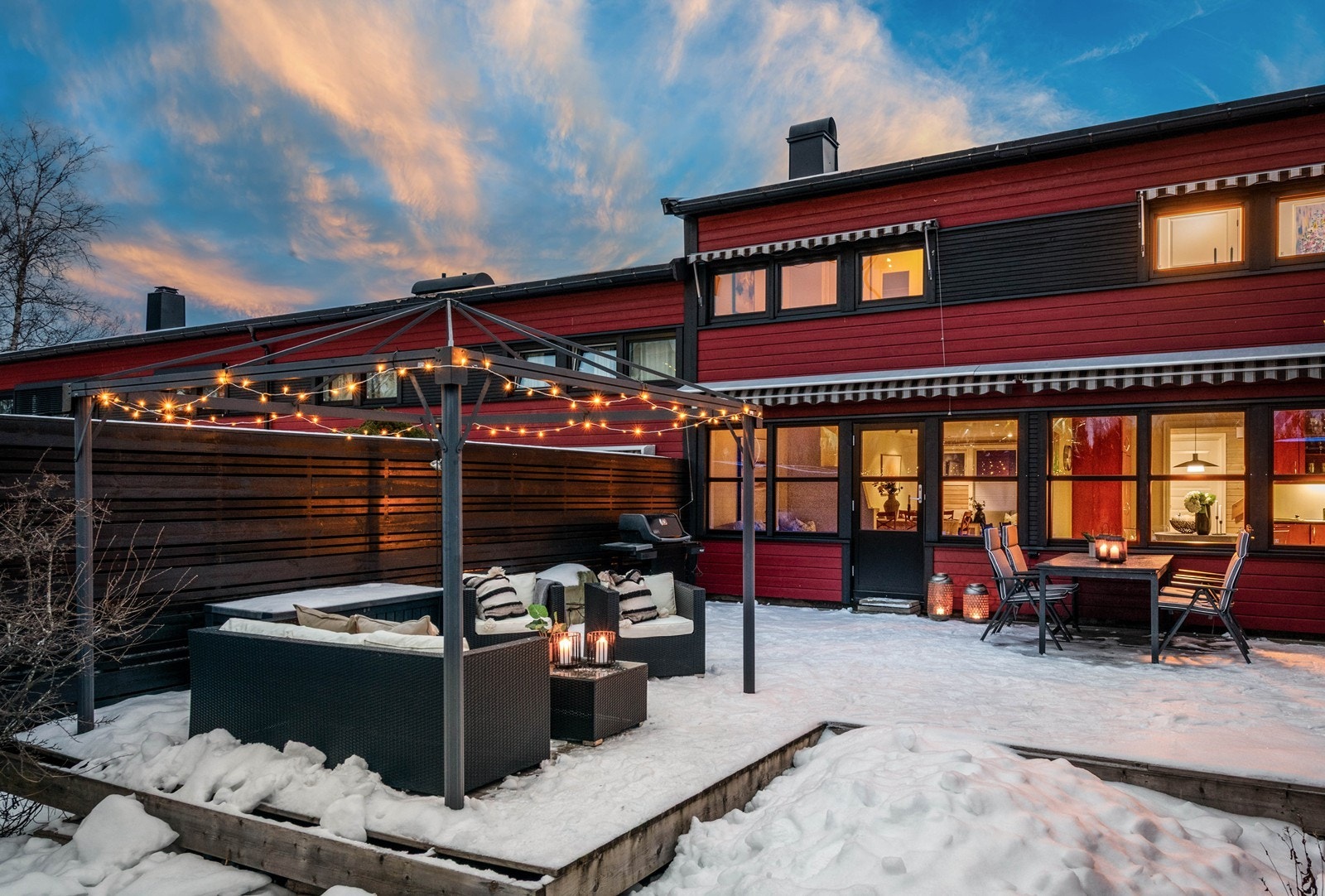 Velkommen til Jordbærveien 4 - presentert av Hanne Eika Klempe i Nordvik Nordstrand. Foto: Diana Sedysheva Galleribilde