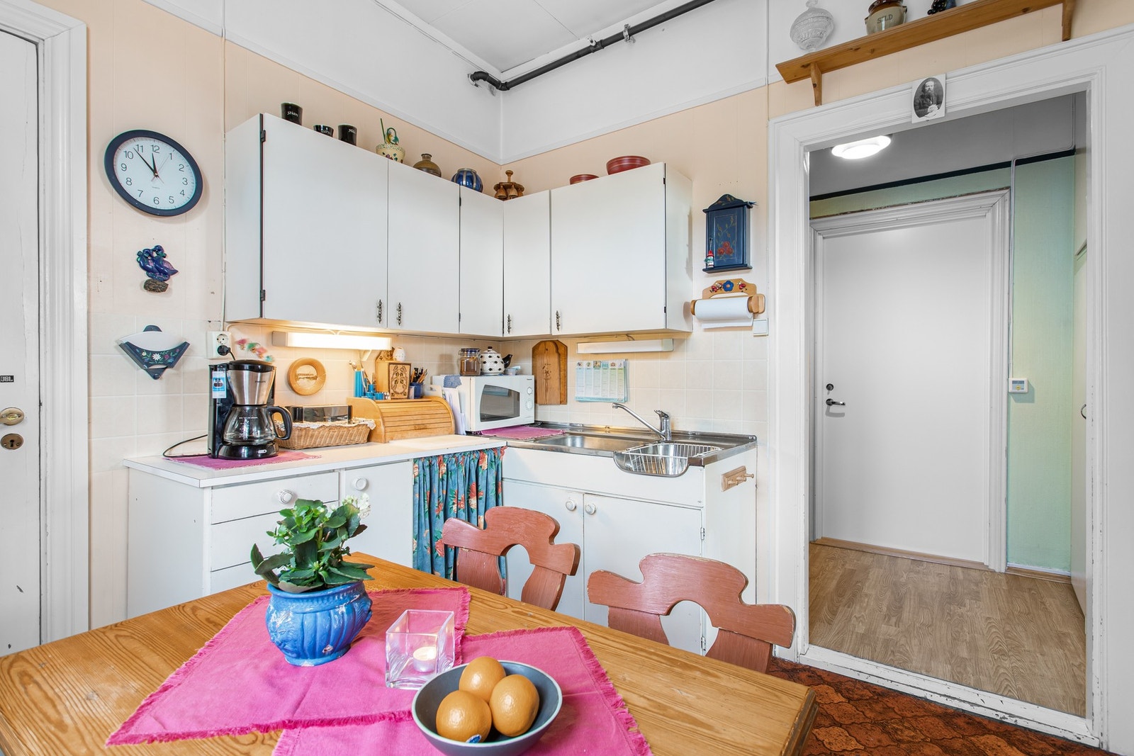 Kjøkken på leilighet (2.etg til venstre) Galleribilde