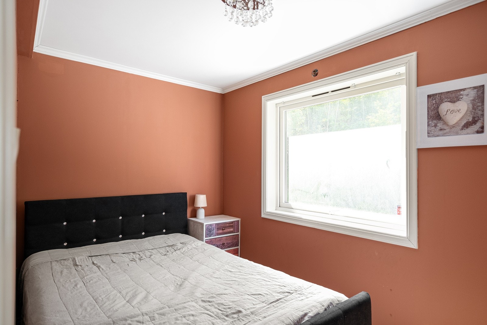 Soverommene er malt i lyse, trendy farger. Galleribilde