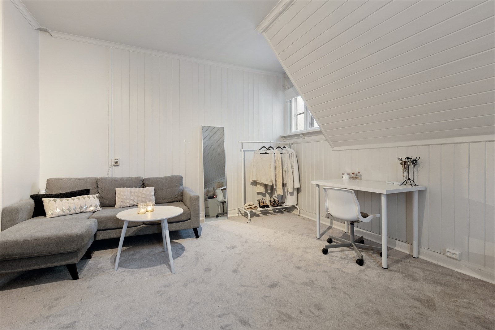 Soverommene kan enkelt tilpasses ulike behov - enten du ønsker kontor, gjesterom eller barnerom, gir planløsningen stor fleksibilitet. Galleribilde