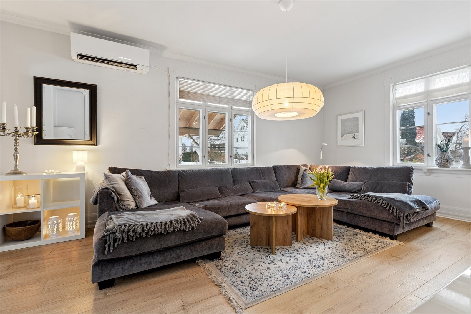 Herlig stueavdeling med god møbleringsfrihet. Galleribilde