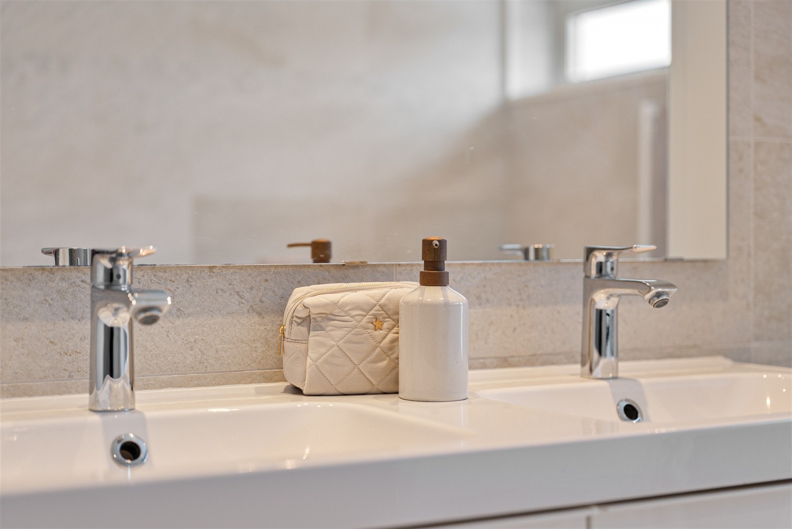 Flotte farger på flisene. Galleribilde