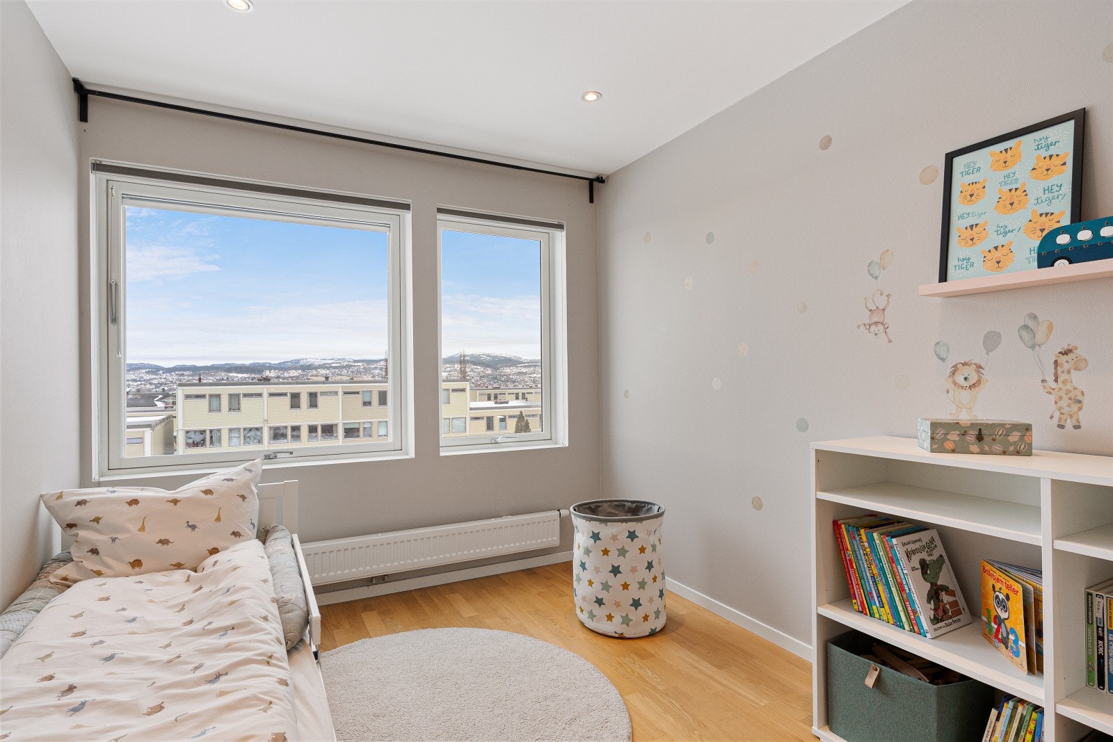 Det er flotte farger på barnerommet. Galleribilde