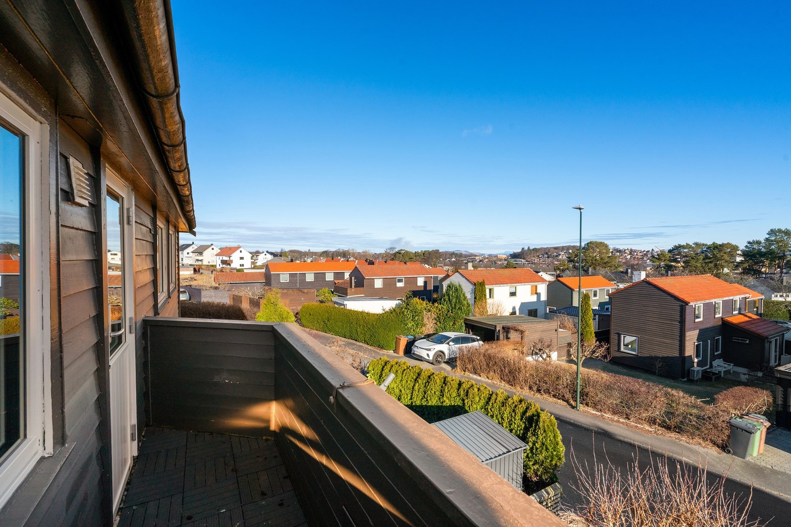 Utsikt fra balkong i 2.etg. Galleribilde