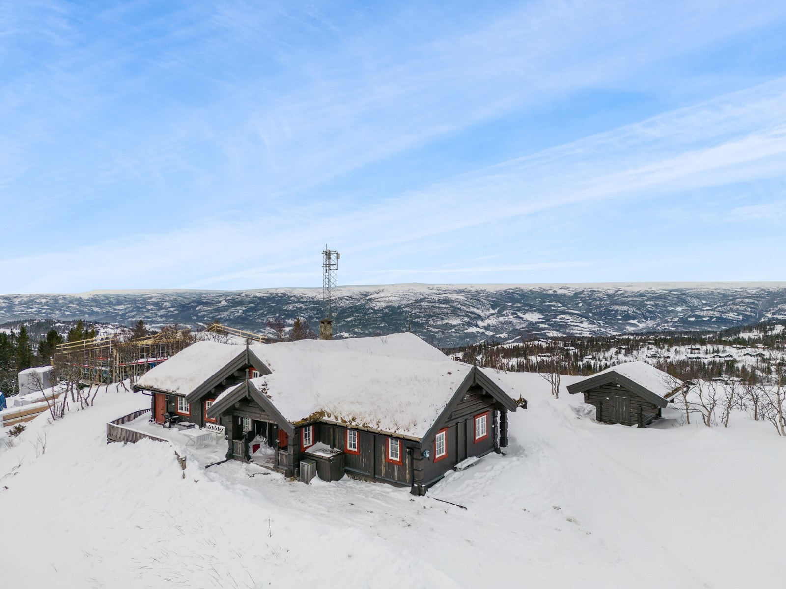 Fra eiendommen er det vid utsikt i 360 grader Galleribilde
