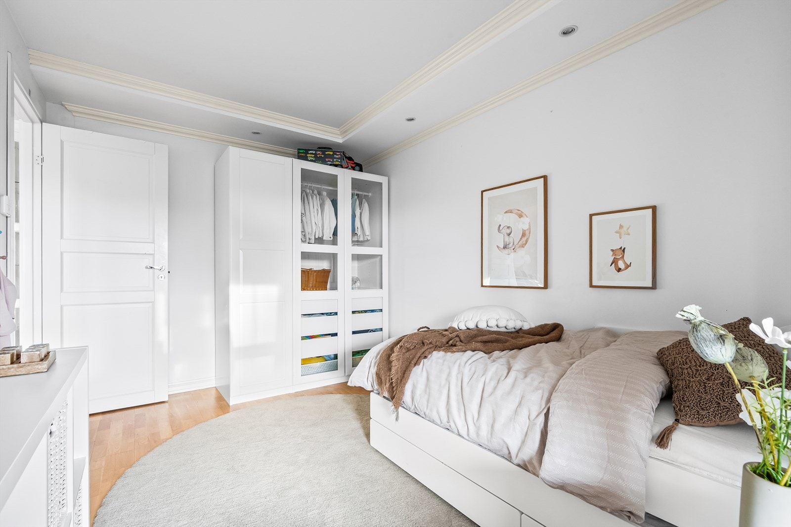 God plass til garderobeløsning Galleribilde