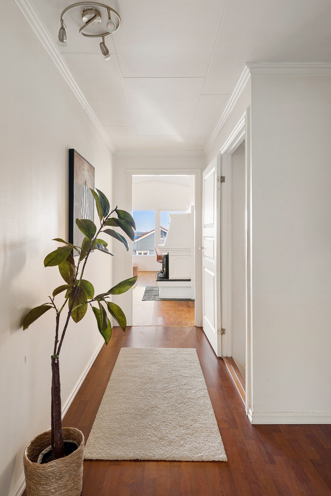 Gang i 1. etasje Galleribilde