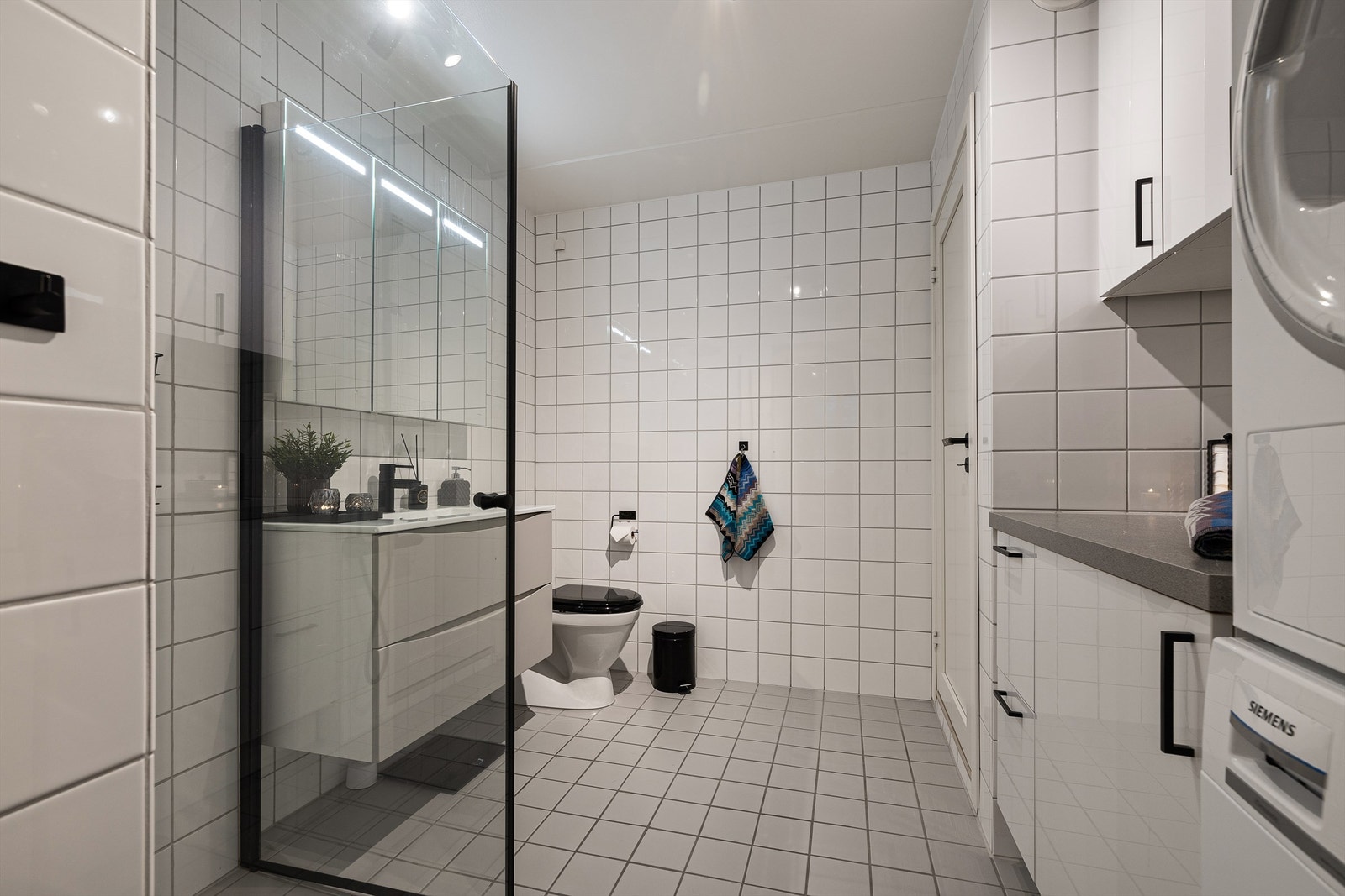 For ekstra komfort er det varmekabler i gulvet. Galleribilde