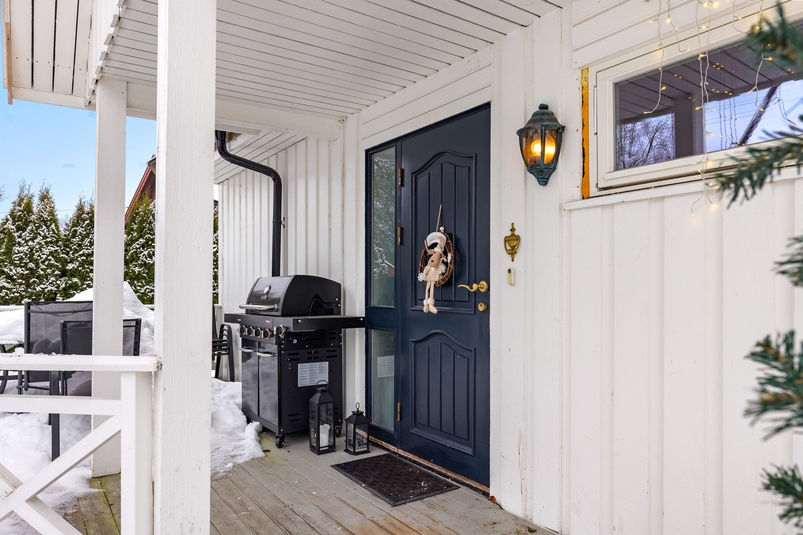 Overbygget inngangsparti. Galleribilde