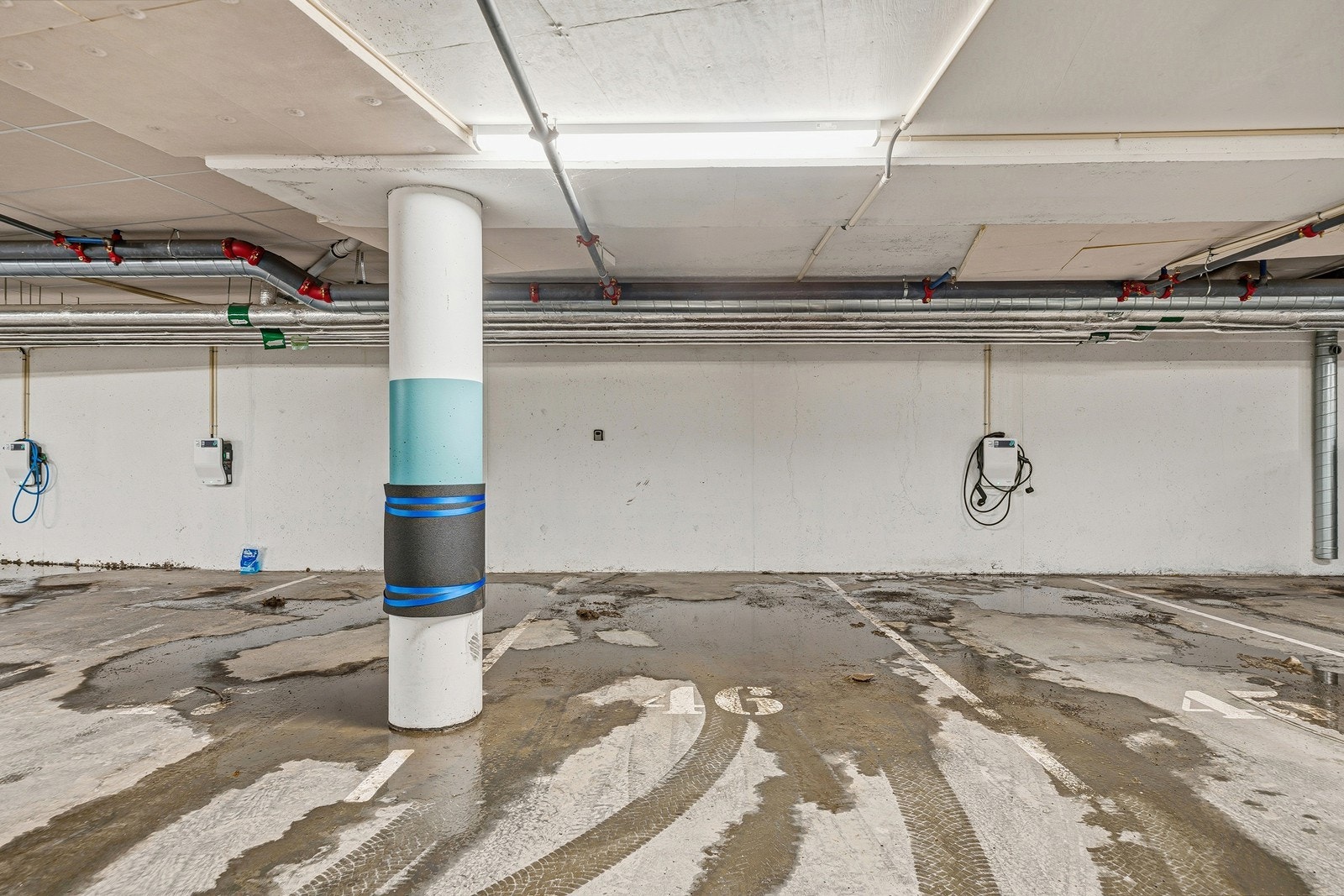 Garasjeplass Galleribilde