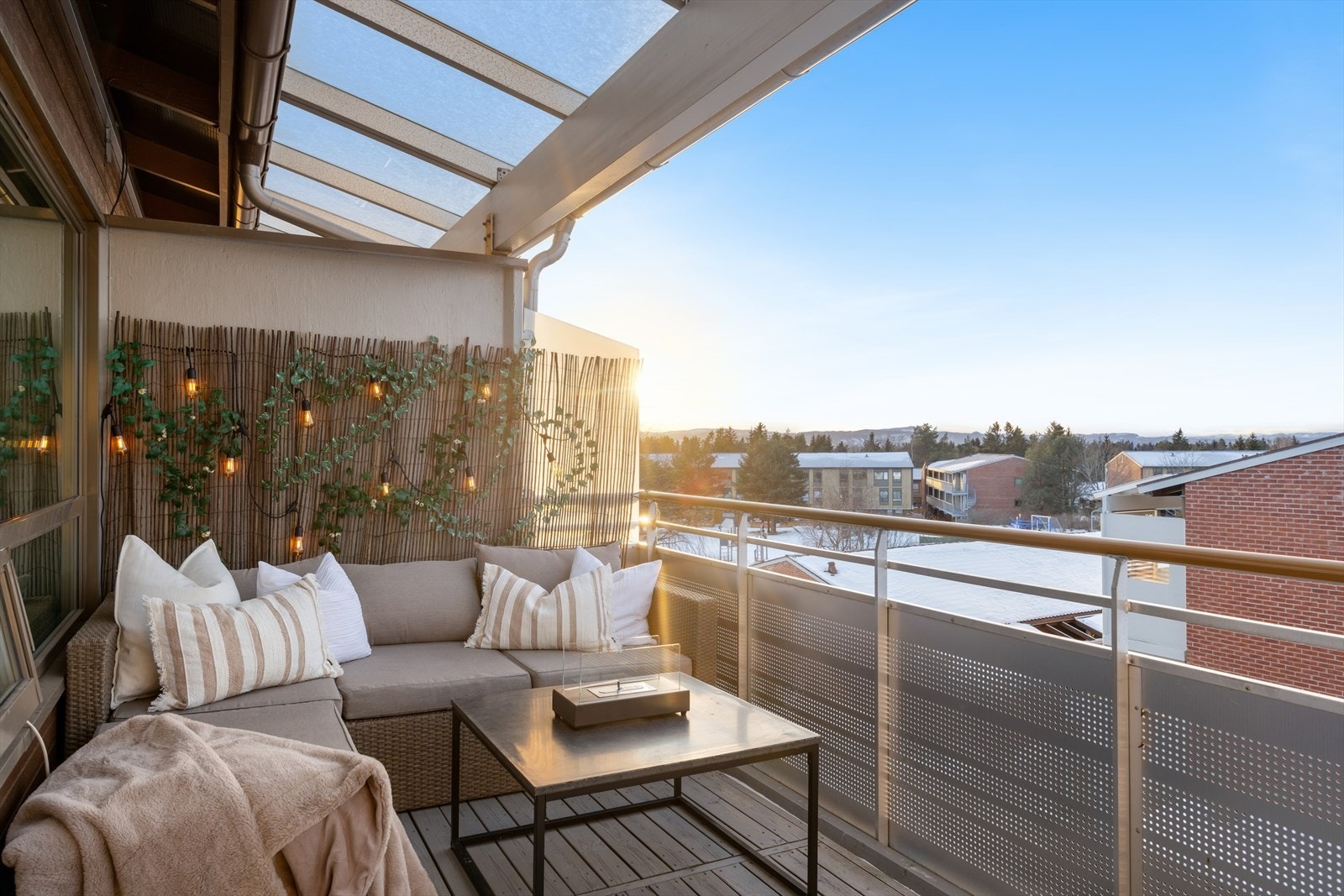 Solrik balkong på 10,8m² Galleribilde