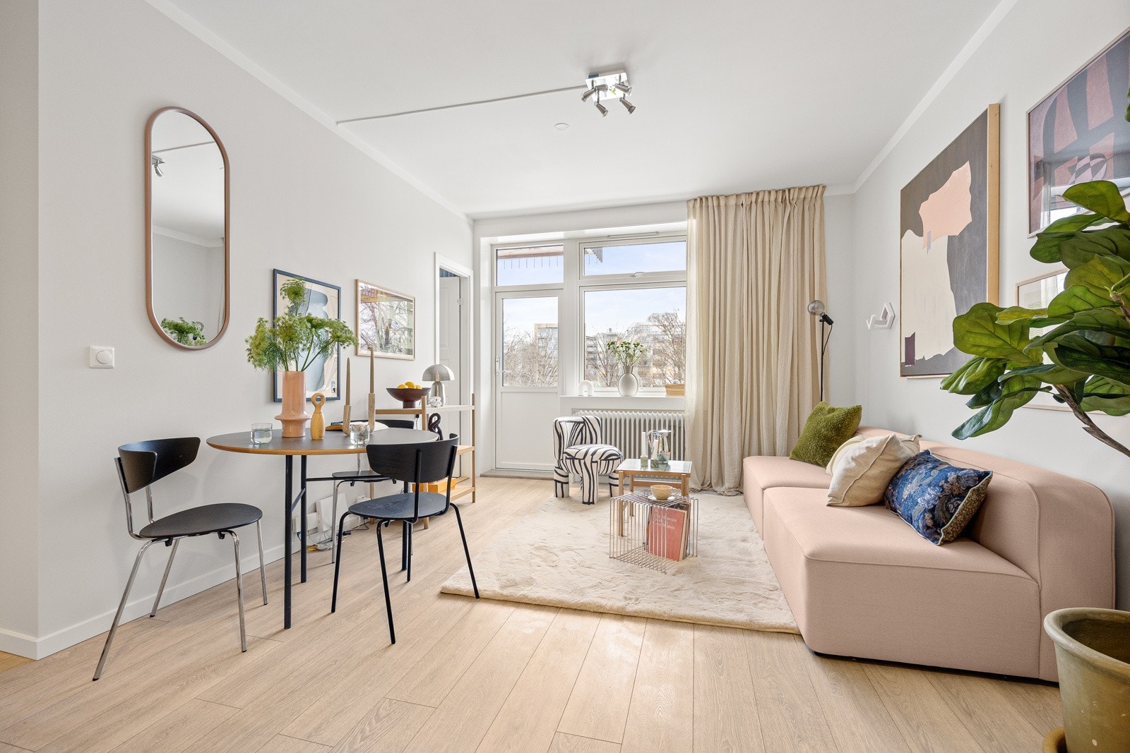 Velkommen til Mor Go'hjertas vei 23, presentert av Schala & Partners ved Torfinn Sørvang, tlf. 977 59 812. Galleribilde