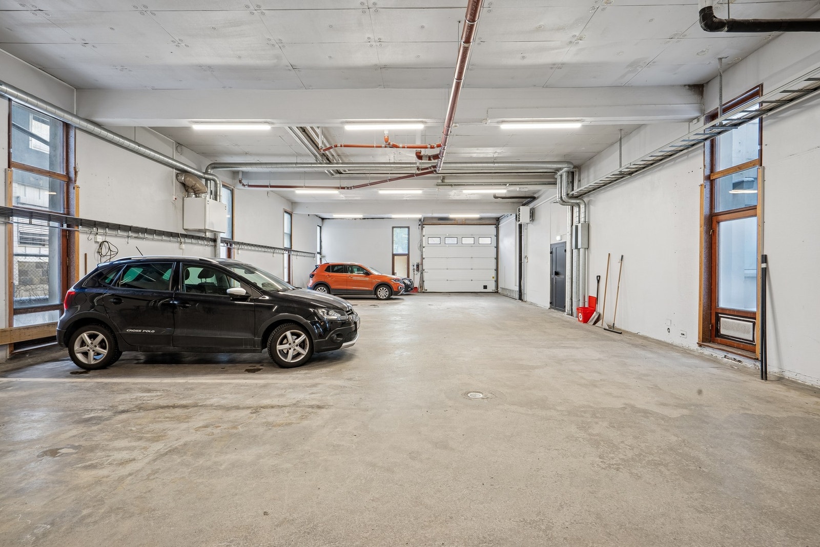 Det følger med en parkeringsplass i fellesgarasjen Galleribilde