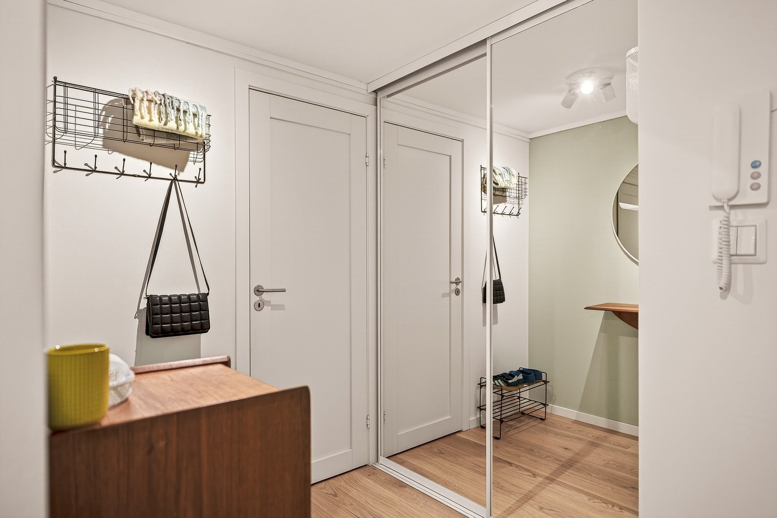 Velkommen inn i en hyggelig entré! Galleribilde