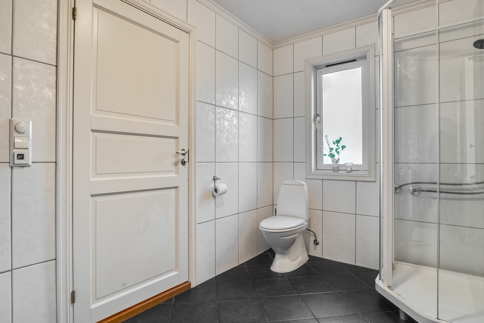 Flislagt bad m/varmekabler Galleribilde