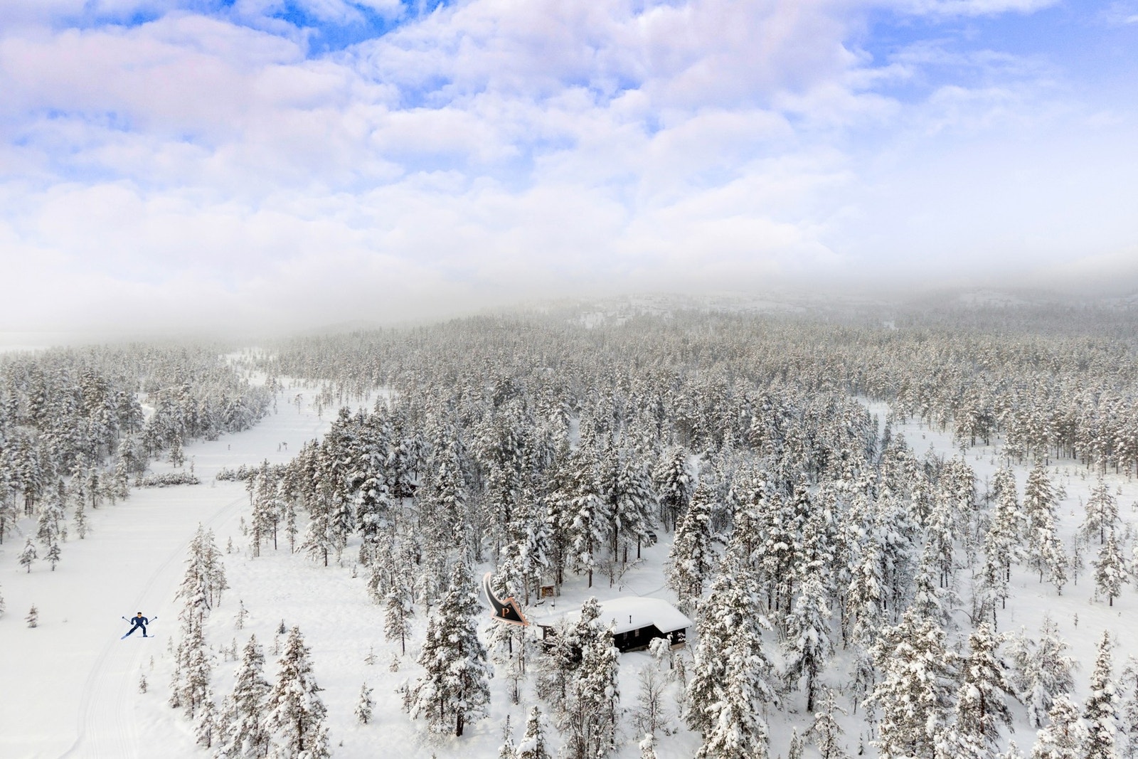 Skiløyper bare ett steinkast unna hytta. Galleribilde