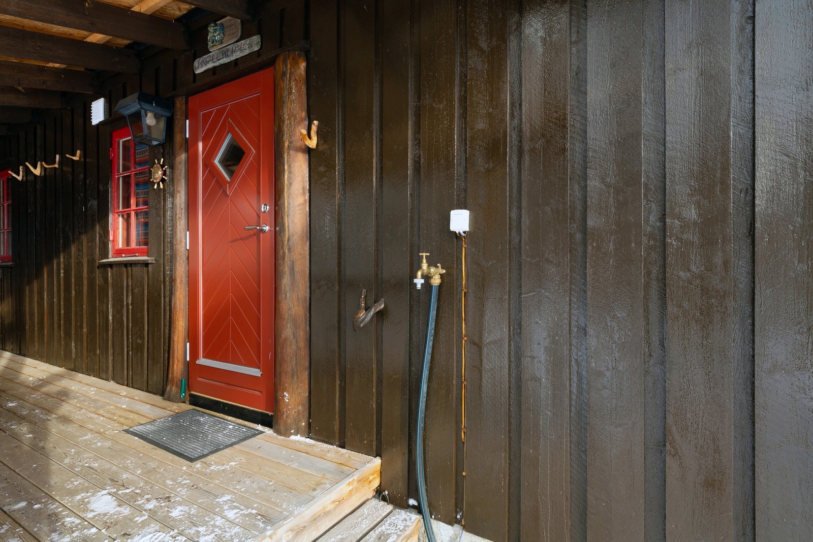 Overbygd inngangsparti. Galleribilde