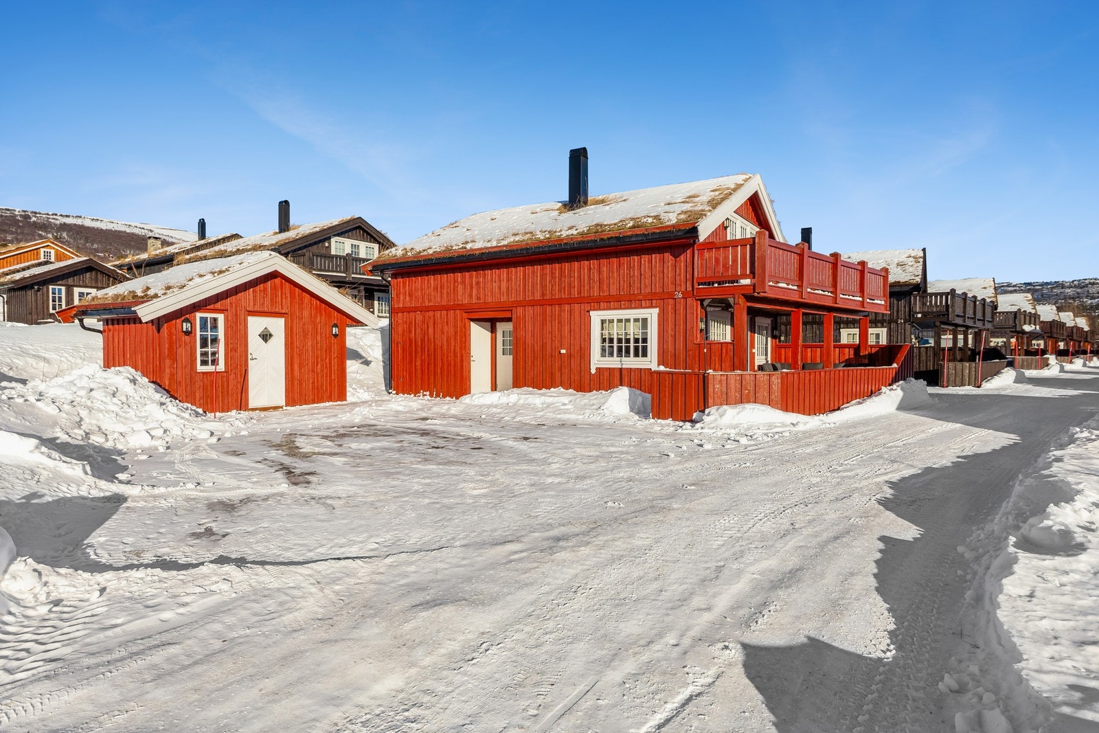 Her kan du bo i nærheten av alt, beliggenheten er sentral ift fjell, turer til fots, langrenn, sykkel. Galleribilde