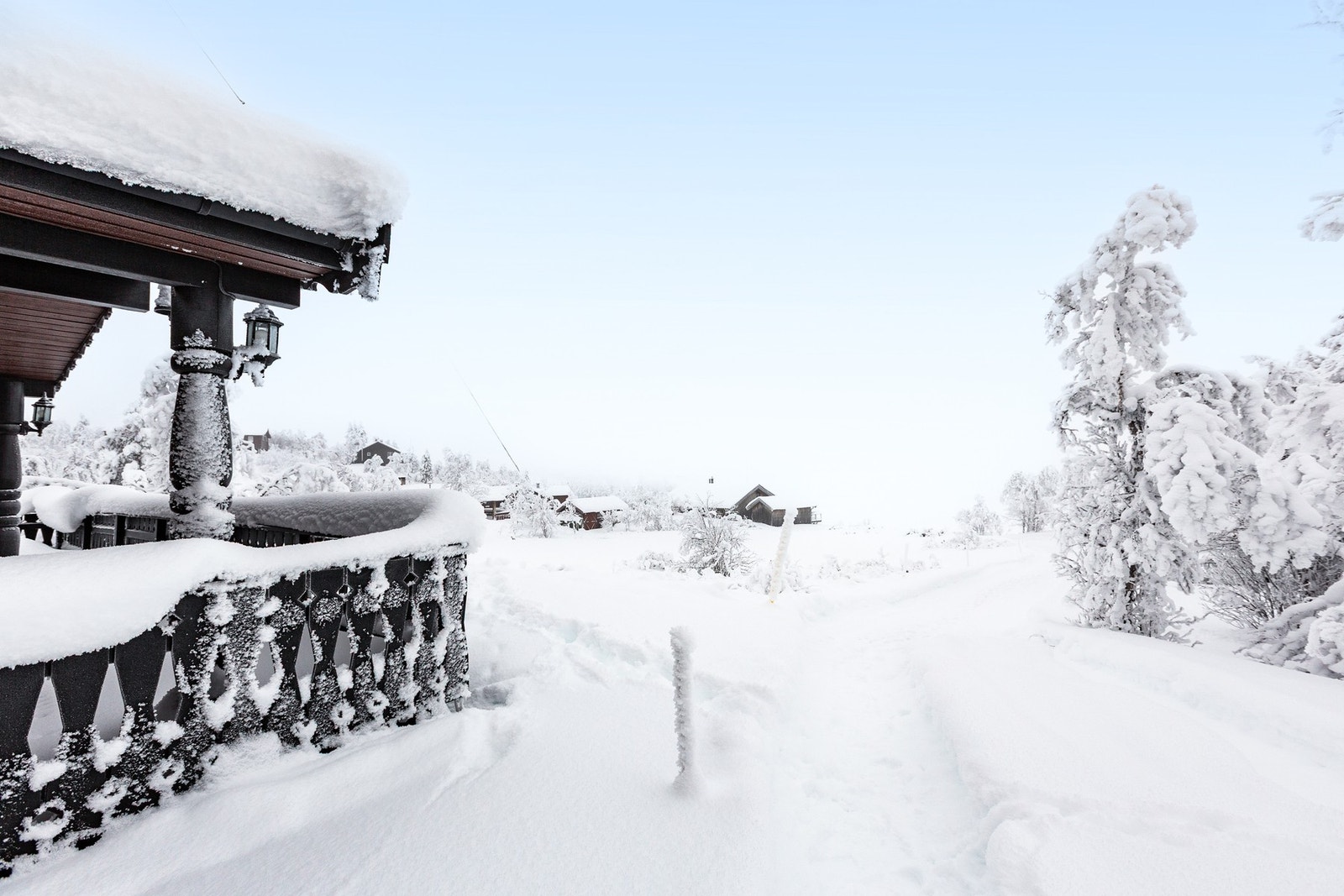 Utsikt mot fjellområdene rundt Galleribilde