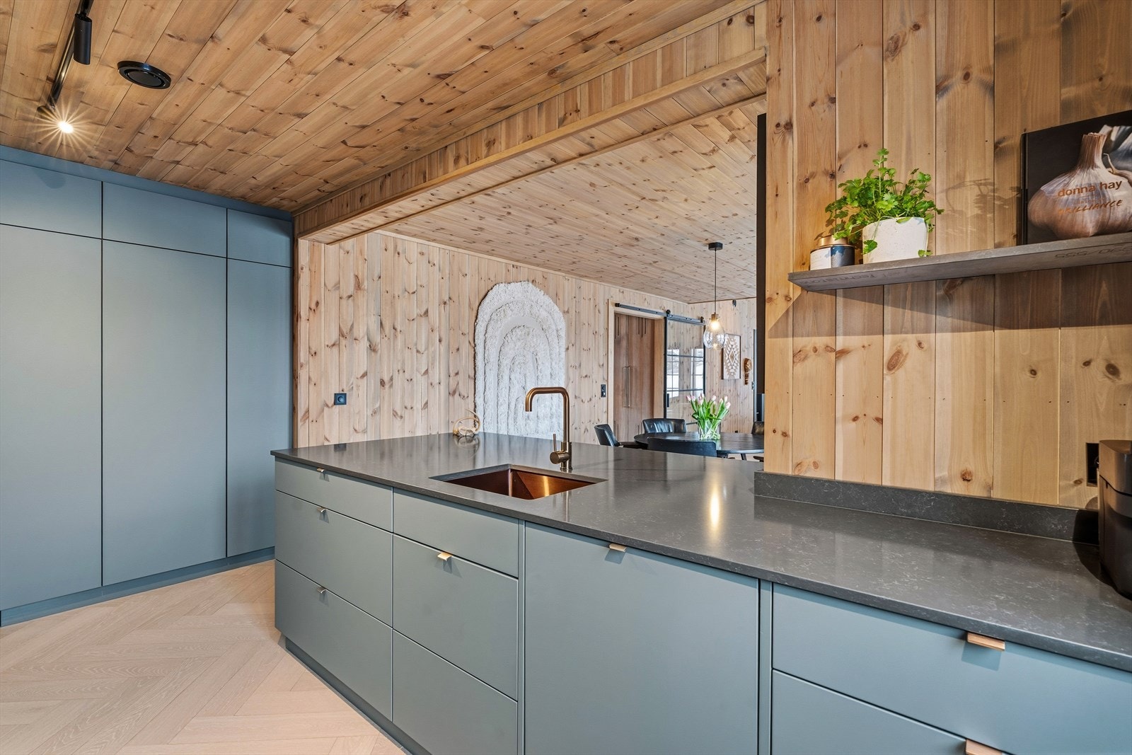 Alt harmonerer i denne hytten. Galleribilde