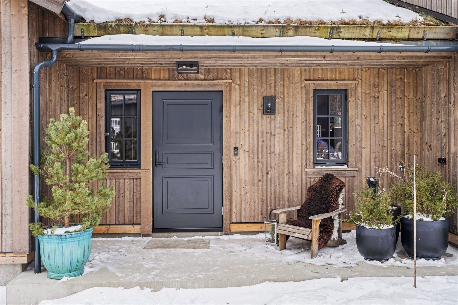 Standsmessig entrè. Galleribilde