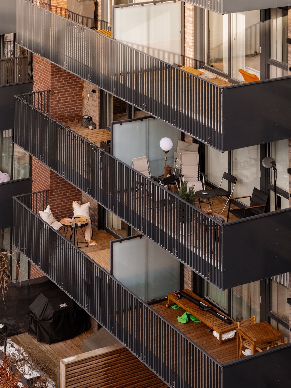 Tilgang til fellesarealer i Ager borettslag, som omfatter overnattingslokale/hybel, smørebod, sykkelvask/sykkelparkering og styrerom/selskapslokale. Galleribilde