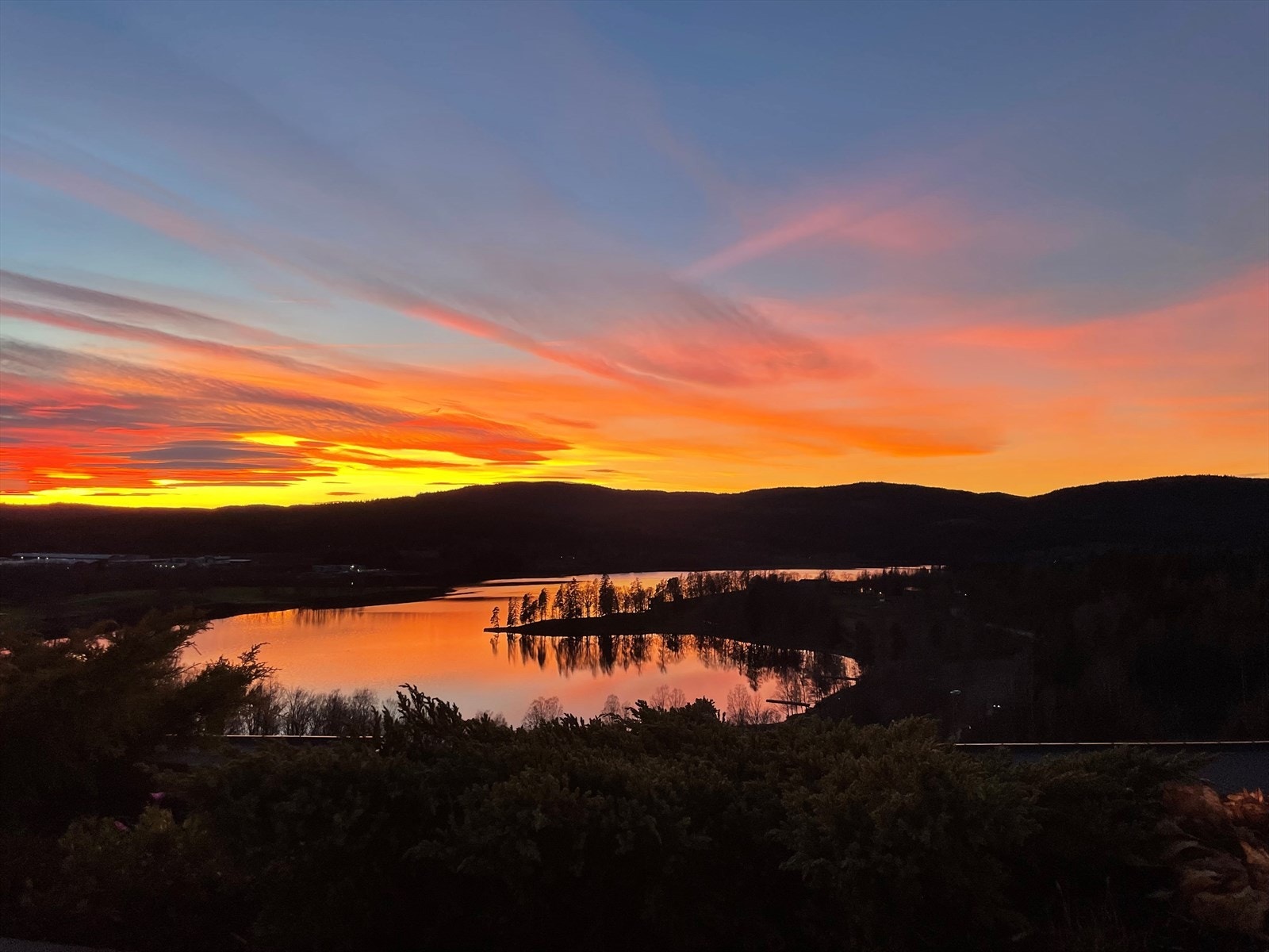 Solnedgang over Bogstadvannet Galleribilde
