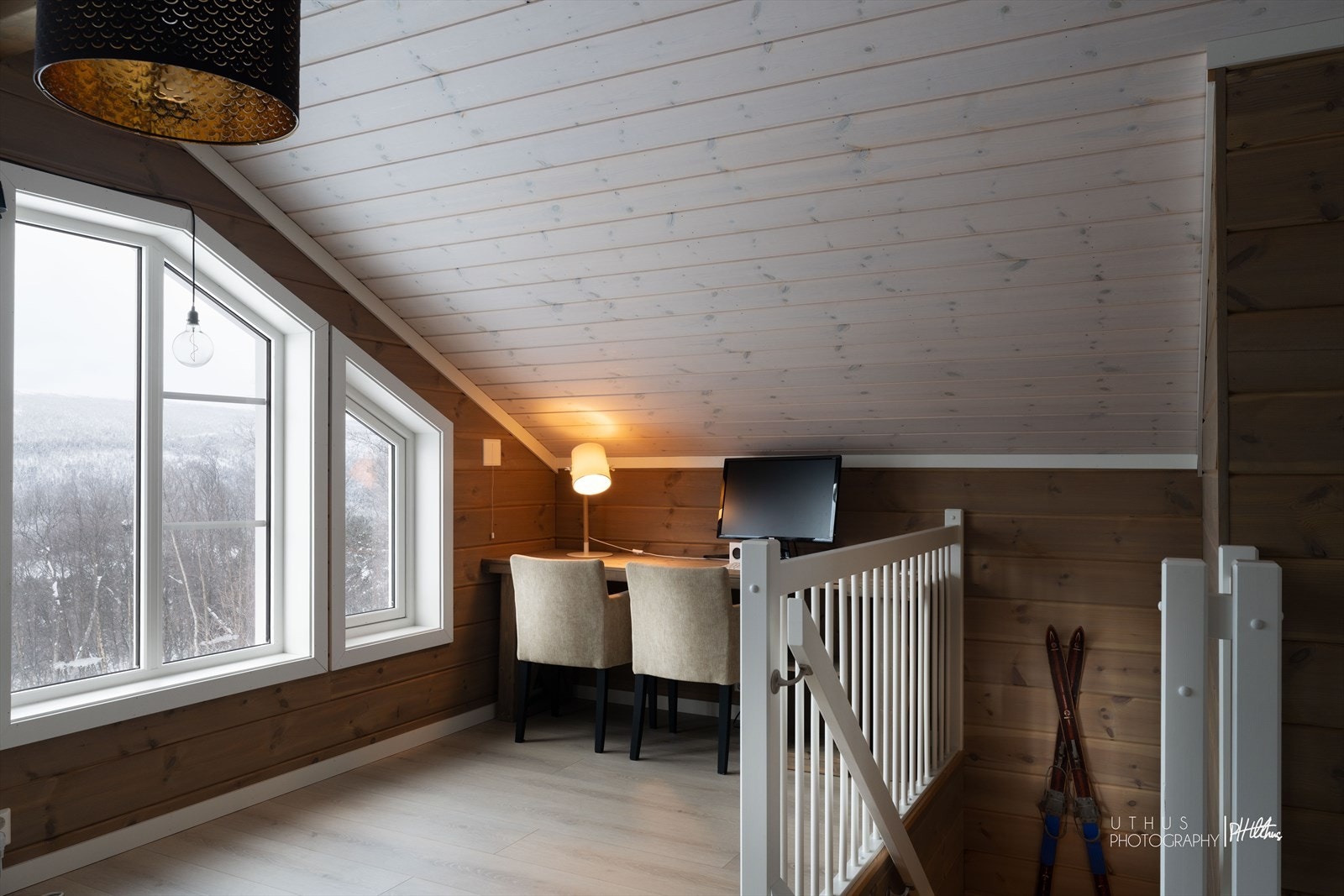 - La oss ta turen opp i loftsetasjen - Galleribilde