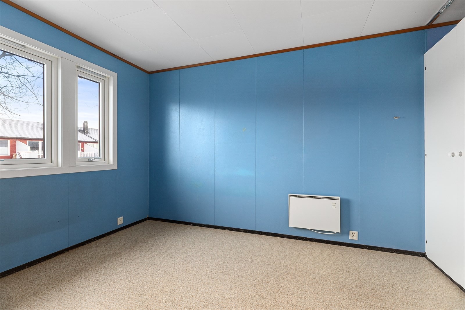 Vinduene på soverommene i hovedetasjen er fra 2025. Galleribilde