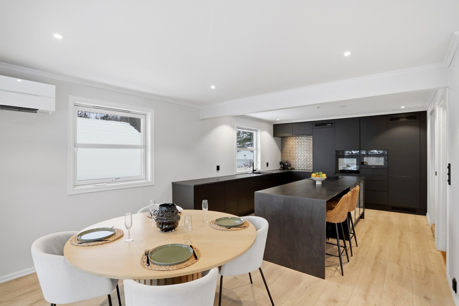 Varmekabler på deler av kjøkken. Galleribilde