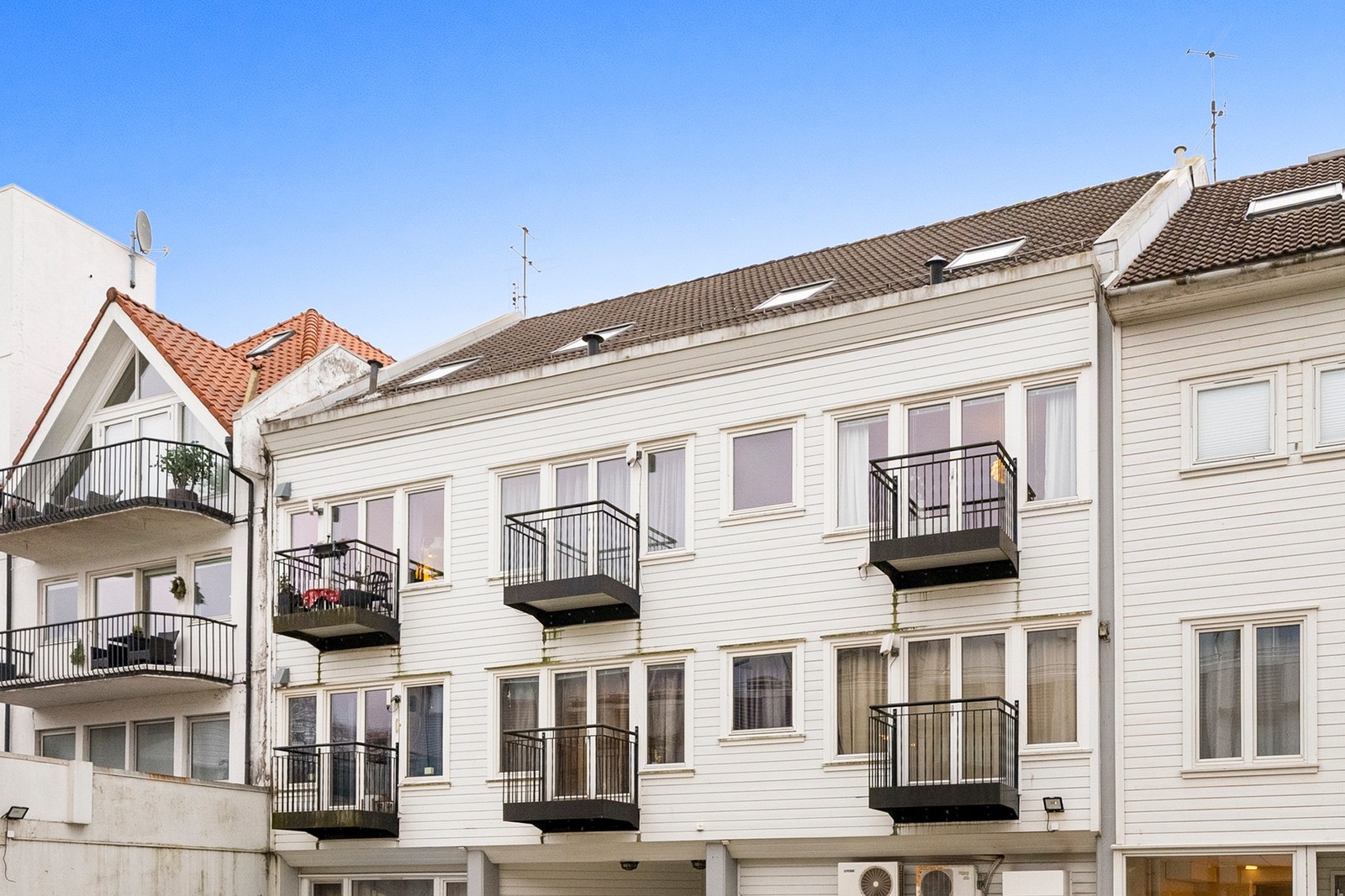 Pen 2-romsleilighet i 3. etasje. Galleribilde