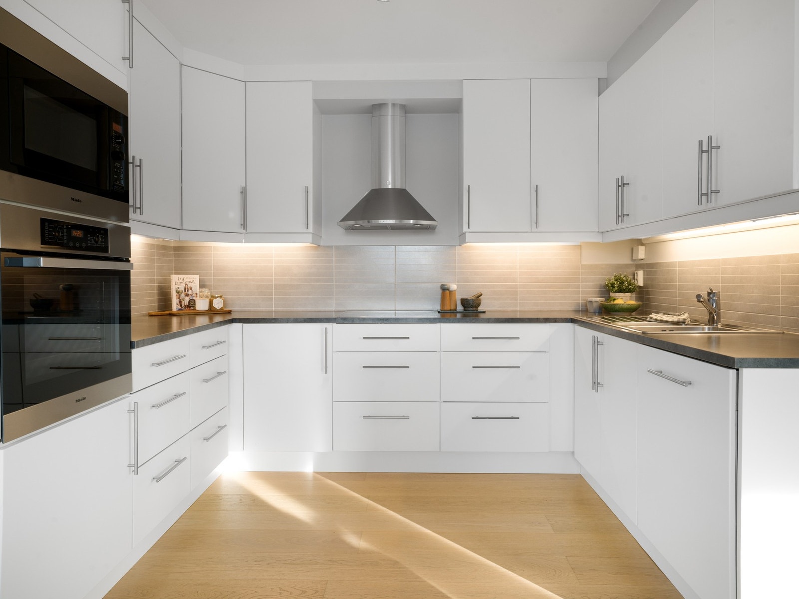 Kjøkken. Galleribilde