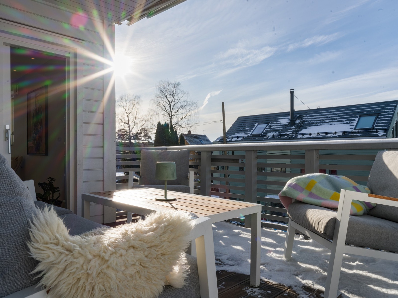 Nordvestvendt veranda på ca. 15 m² med ettermiddags- og kveldssol Galleribilde