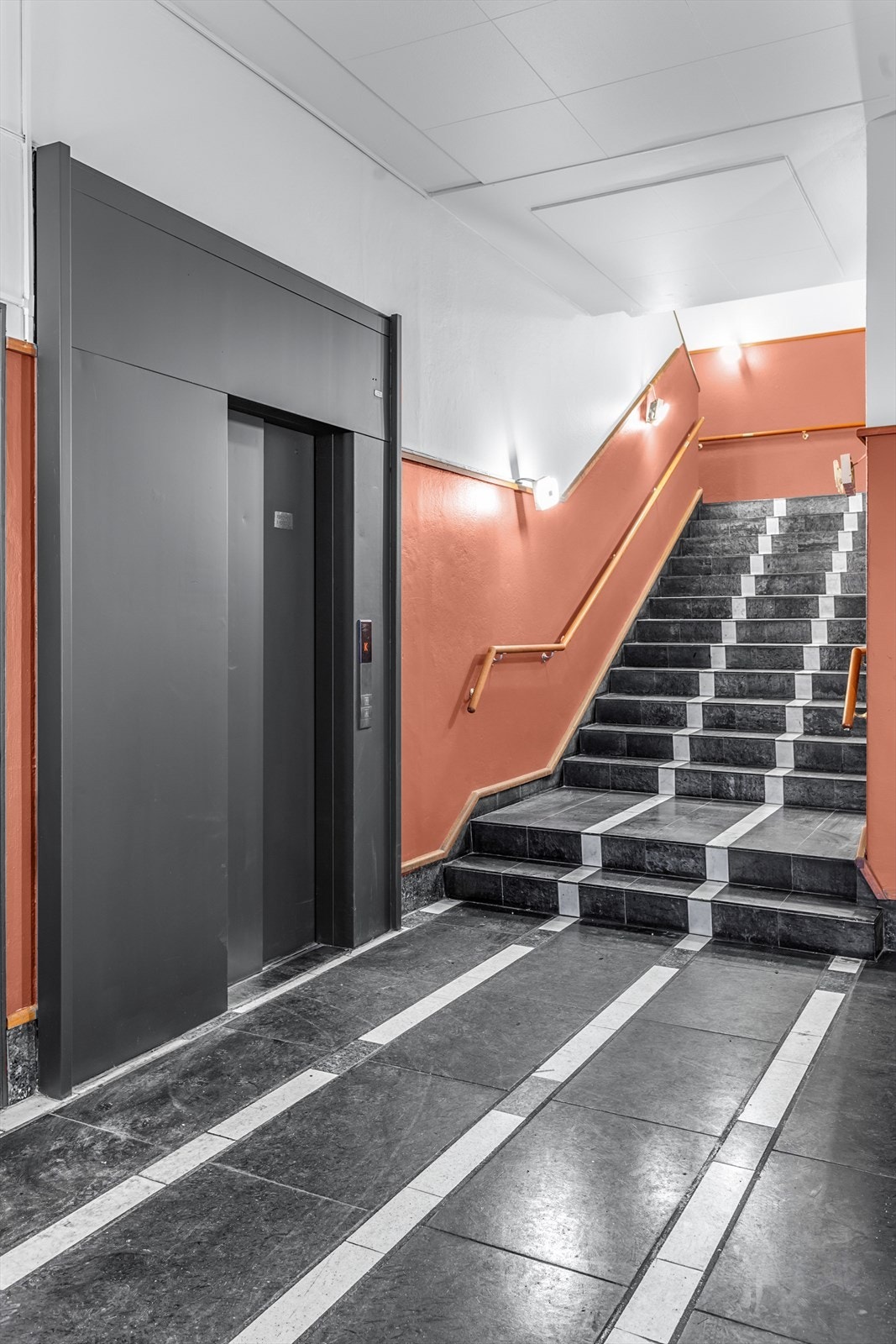 Heis i bygget. Galleribilde