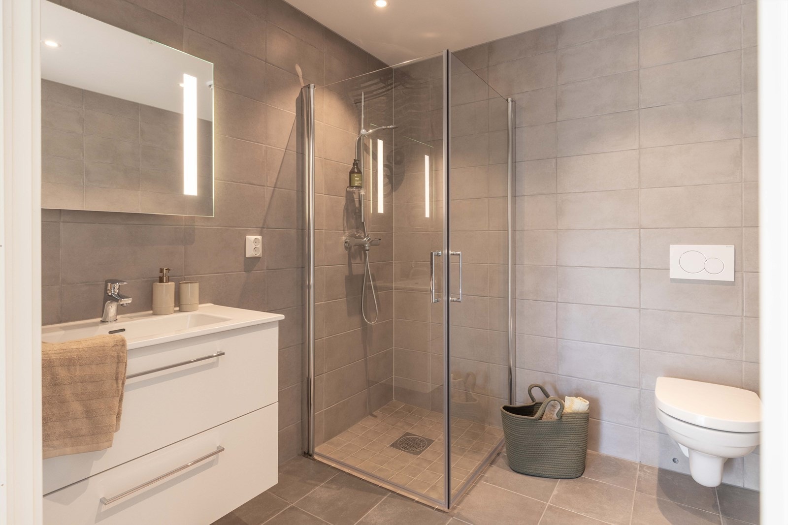 Flott hovedbad. Galleribilde