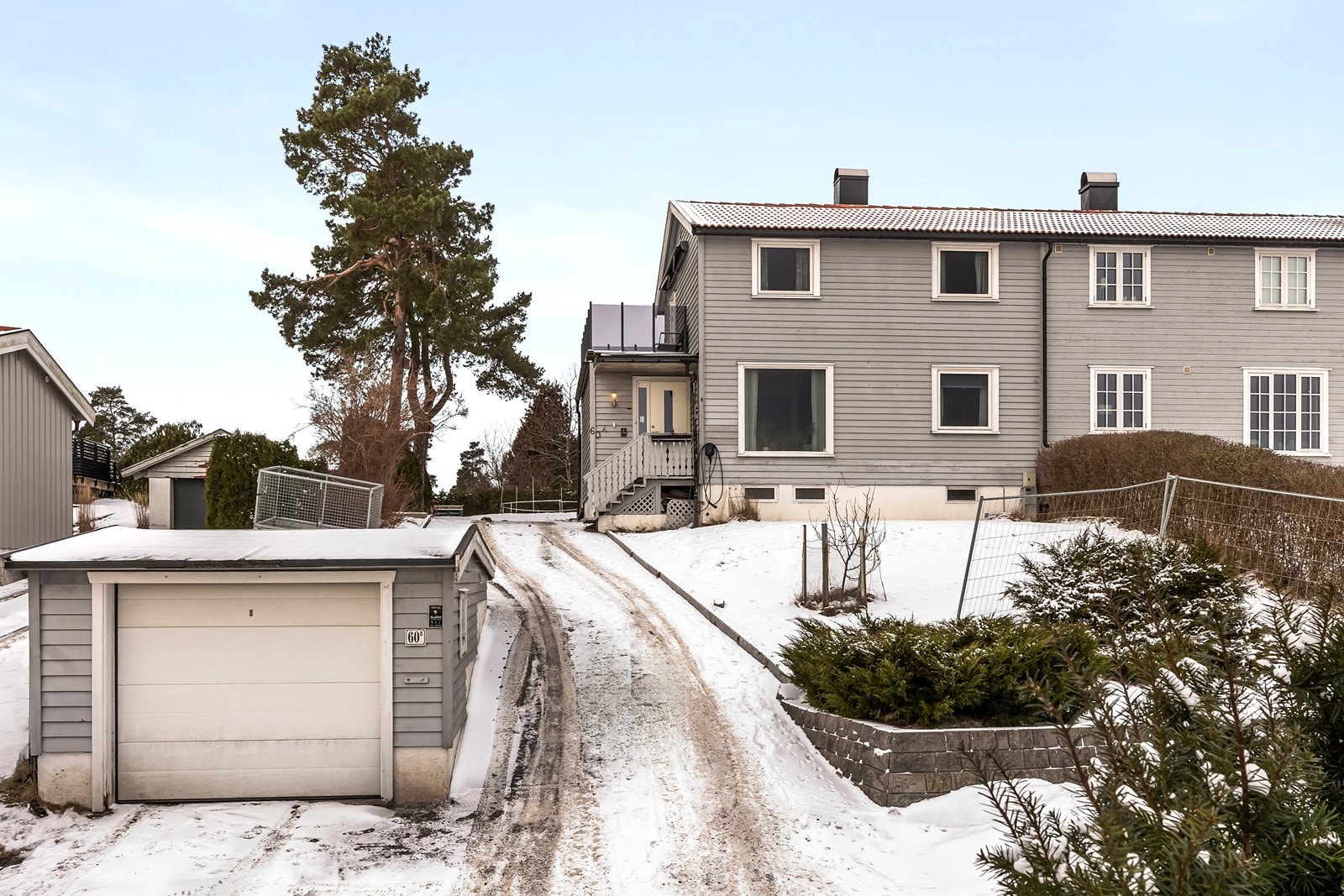 Velkommen til Opsundveien 60 A, presentert av Eiendomsmegler 1 v/Birgit Grandahl. Galleribilde