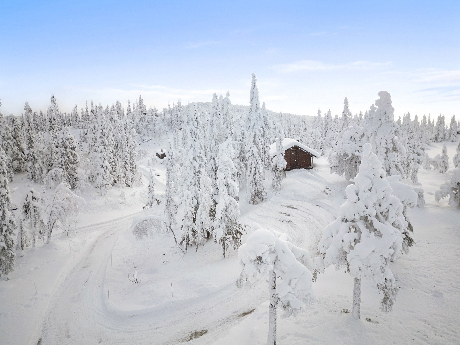 Hytta ligger midt i et eldorado av rekreasjonsmuligheter. Galleribilde