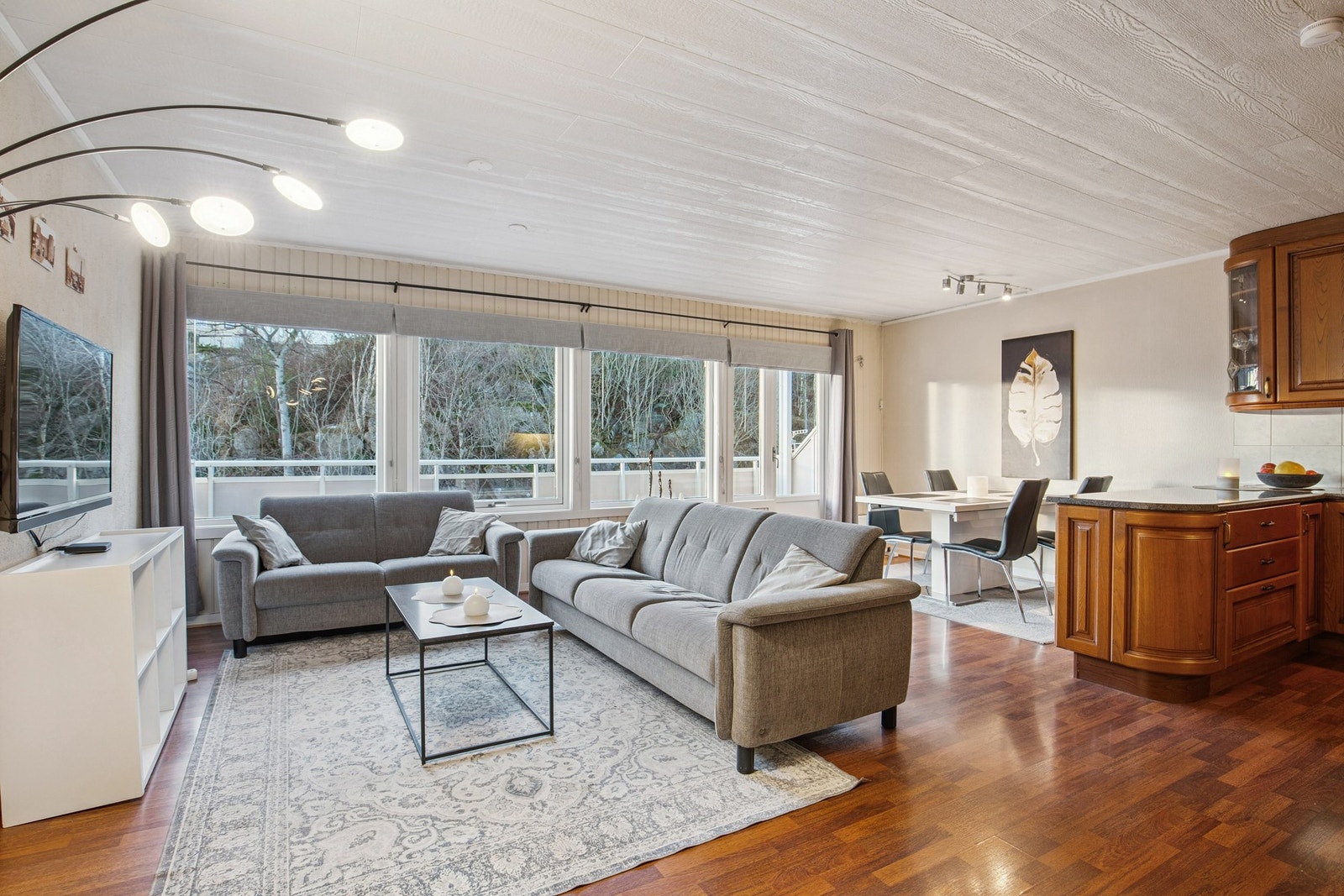 Ali Khoshnau ved EiendomsMegler 1 har gleden av å presentere Freiveien 79A! Foto: EFKT (Vilde Dahl) Galleribilde