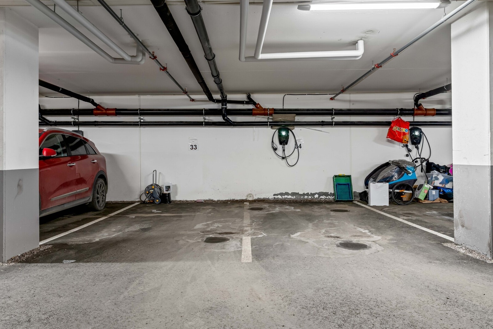 Her følger det med 1 parkeringsplass. Galleribilde