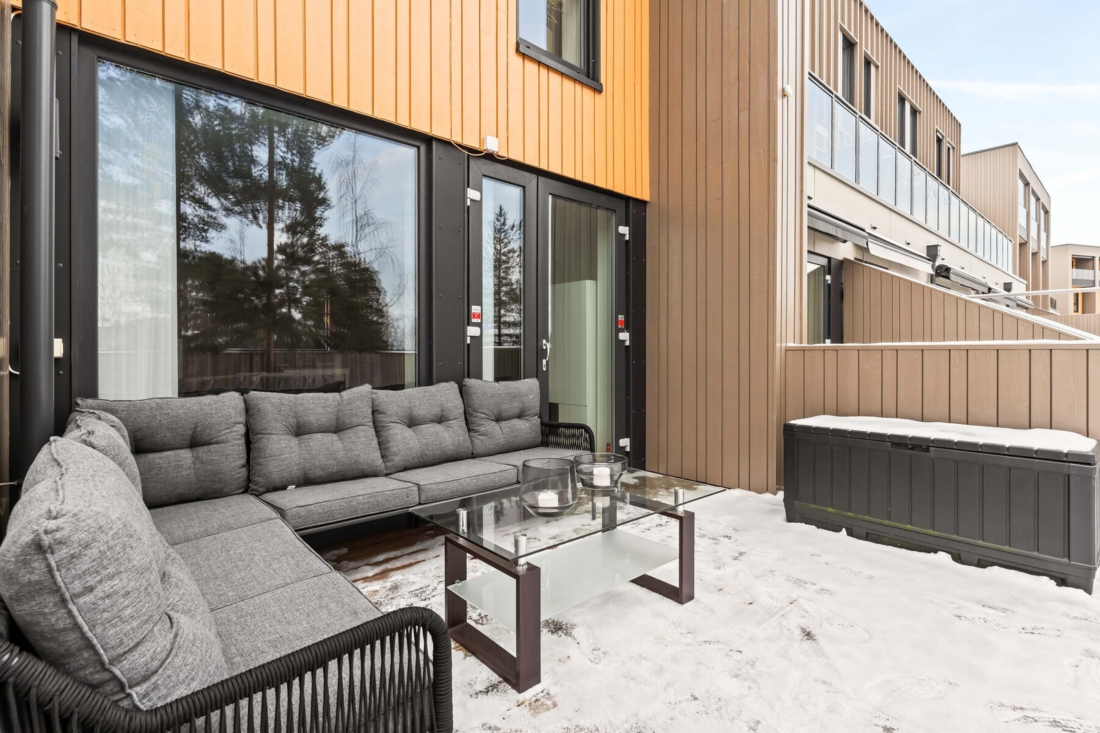 Her kan du også ha oppbevaring til diverse utemøbler. Galleribilde