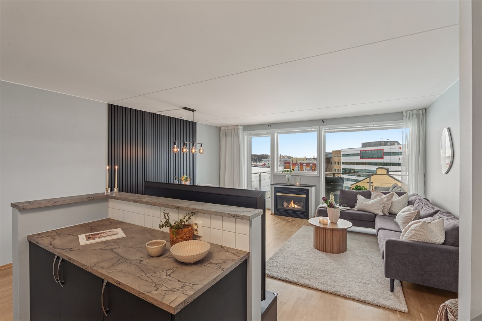 I denne flotte leiligheten bor du for kr 3 508,- pr. mnd. i felleskostnader. Galleribilde