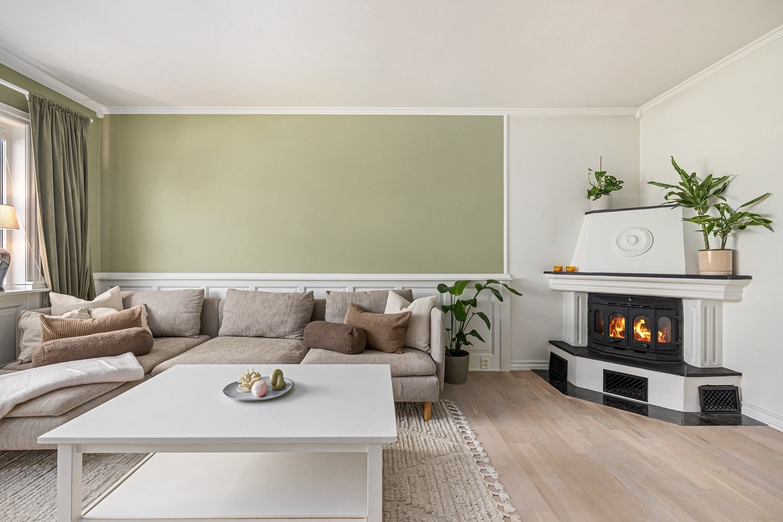 Peis med innsats sørger for god oppvarming og hyggelig stemning Galleribilde