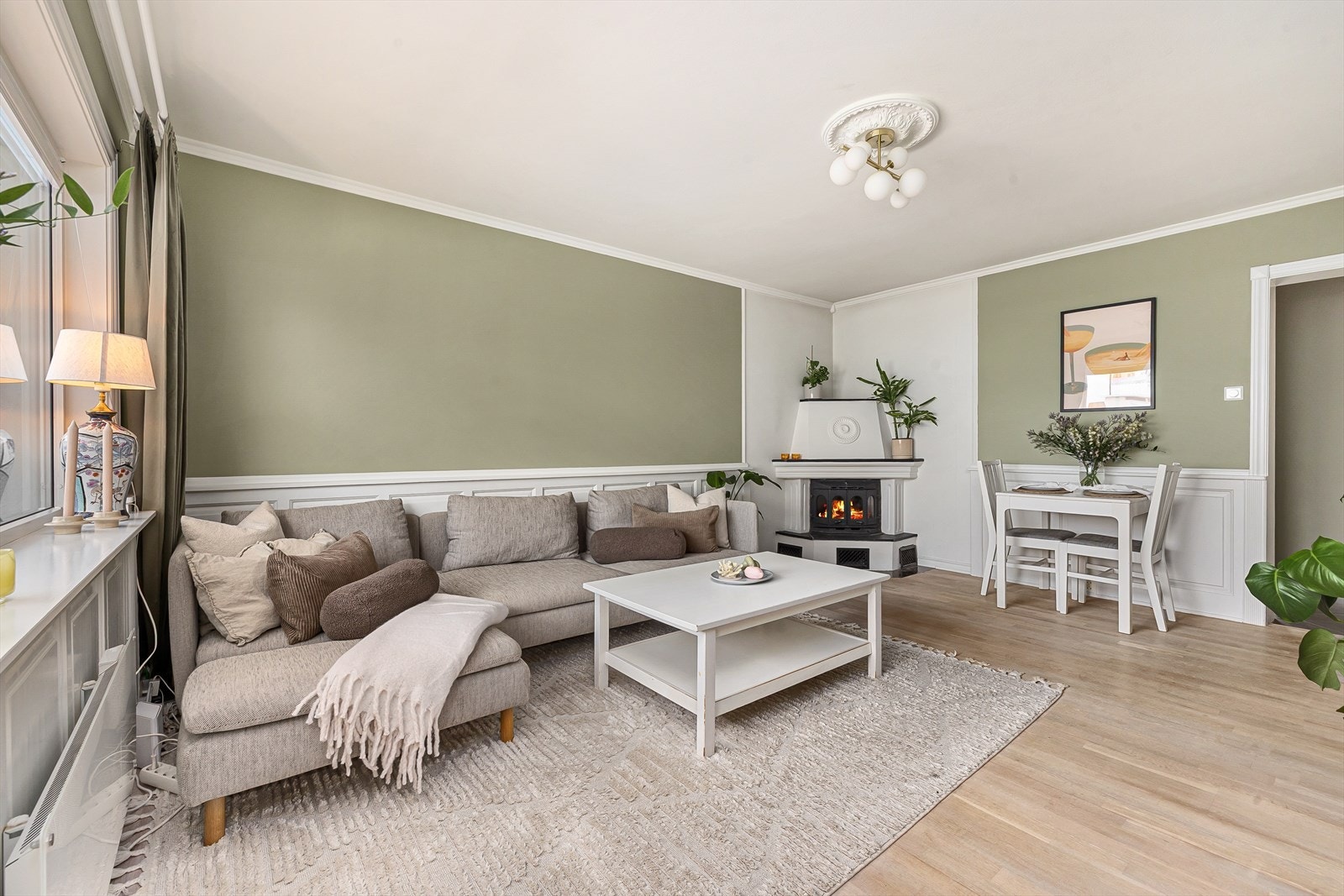 Lys og innbydende stue Galleribilde