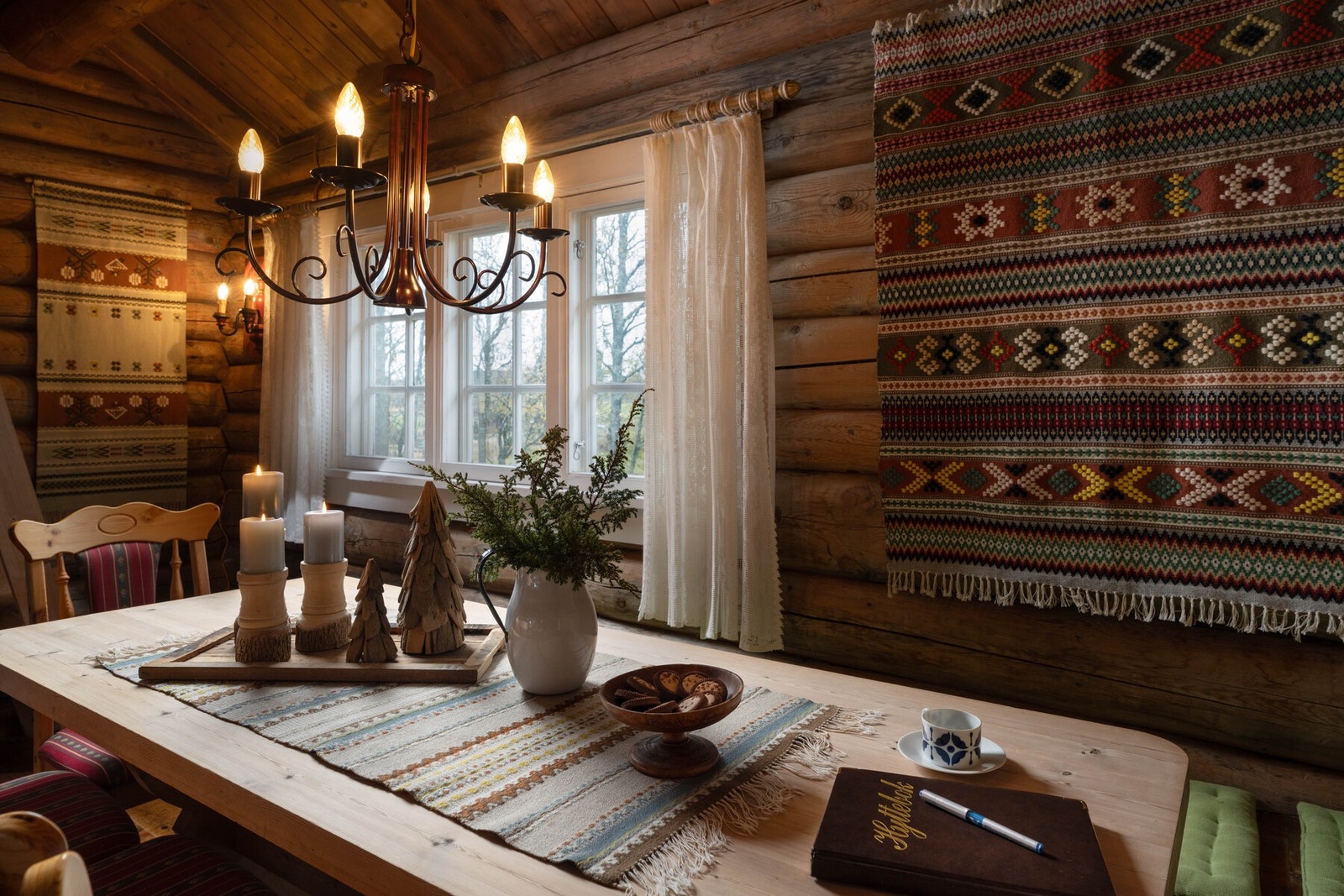 Naturlig samlingspunkt for familie og venner. Galleribilde