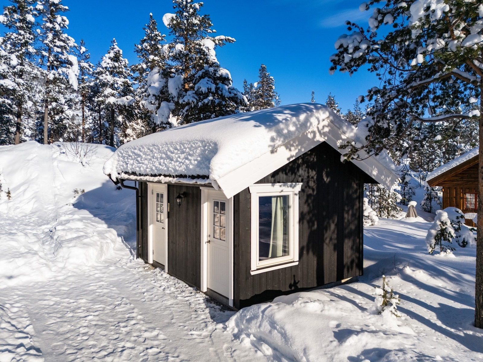 Anneks med gjesterom/soverom og bod. Galleribilde