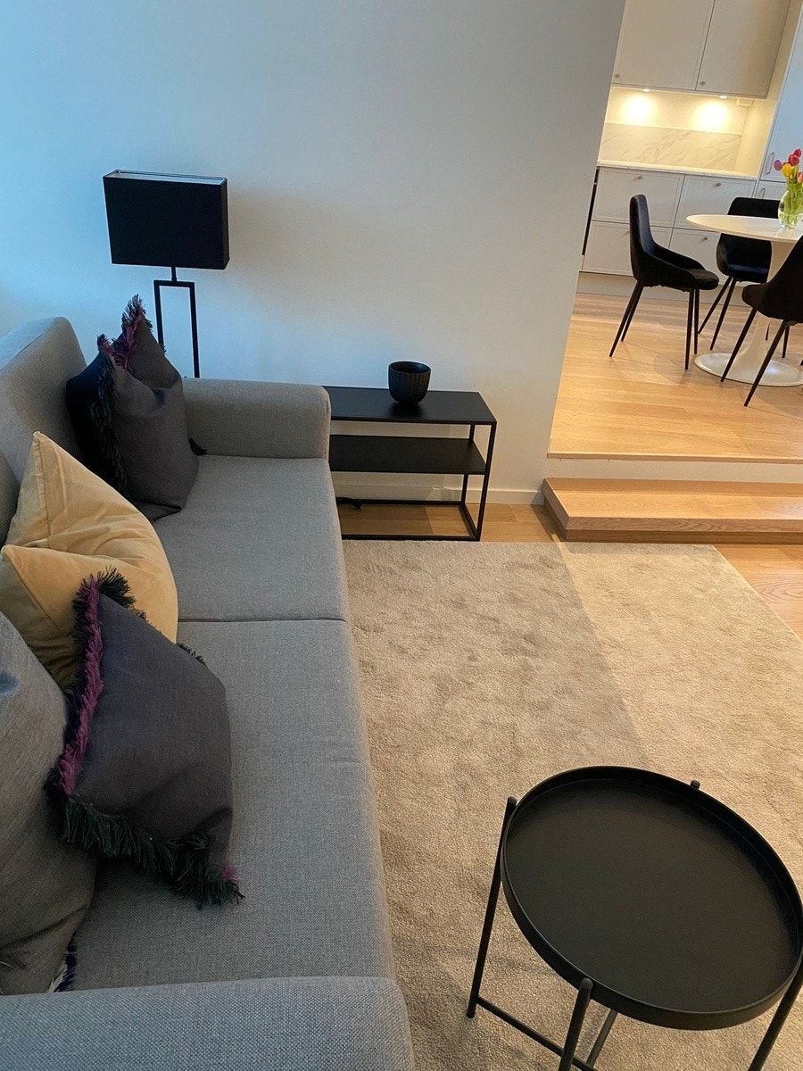 Delvis møblerte eller møblert Galleribilde